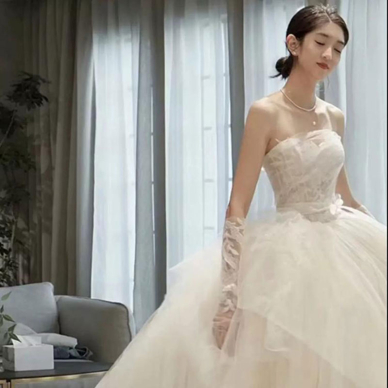 ウェディングドレス レディース 二次会 花嫁ドレス 結婚式 パーティードレス マーメイドライン レトロ オフショルダー Vネックサテン ライドウェディング(M-0053)