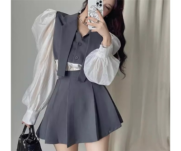 二点セット 上下セット ツーピース スーツ風 レディース スカート トップス シャツ セットアップ ショートスカート プリーツスカート ミニスカート 長袖 ボリューム袖 襟付き かわいい 大人可愛い