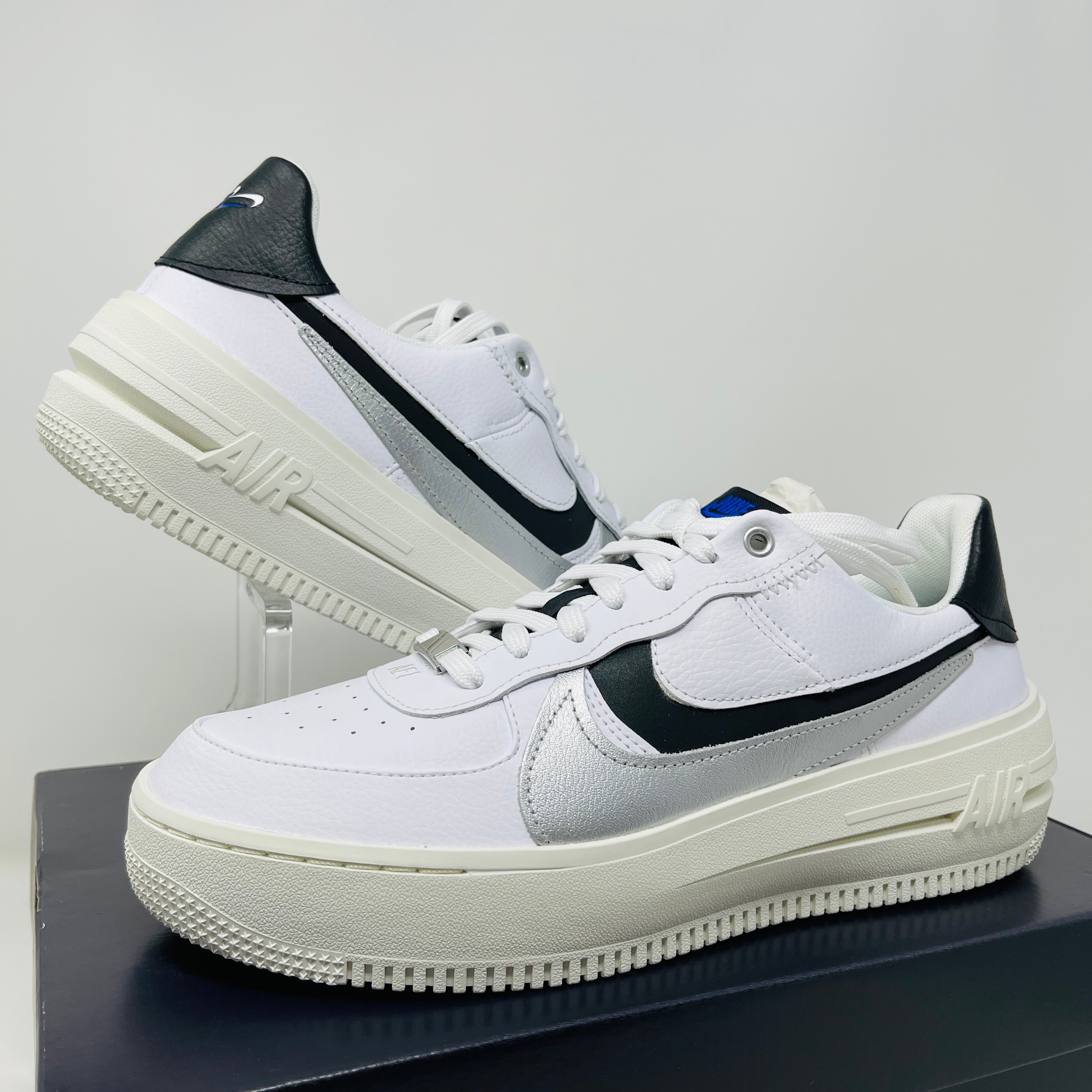エアフォース 1 プラットフォーム LV8 AIR FORCE 1 PLT.AF.ORM LV8 レディース スニーカー DX3199-100