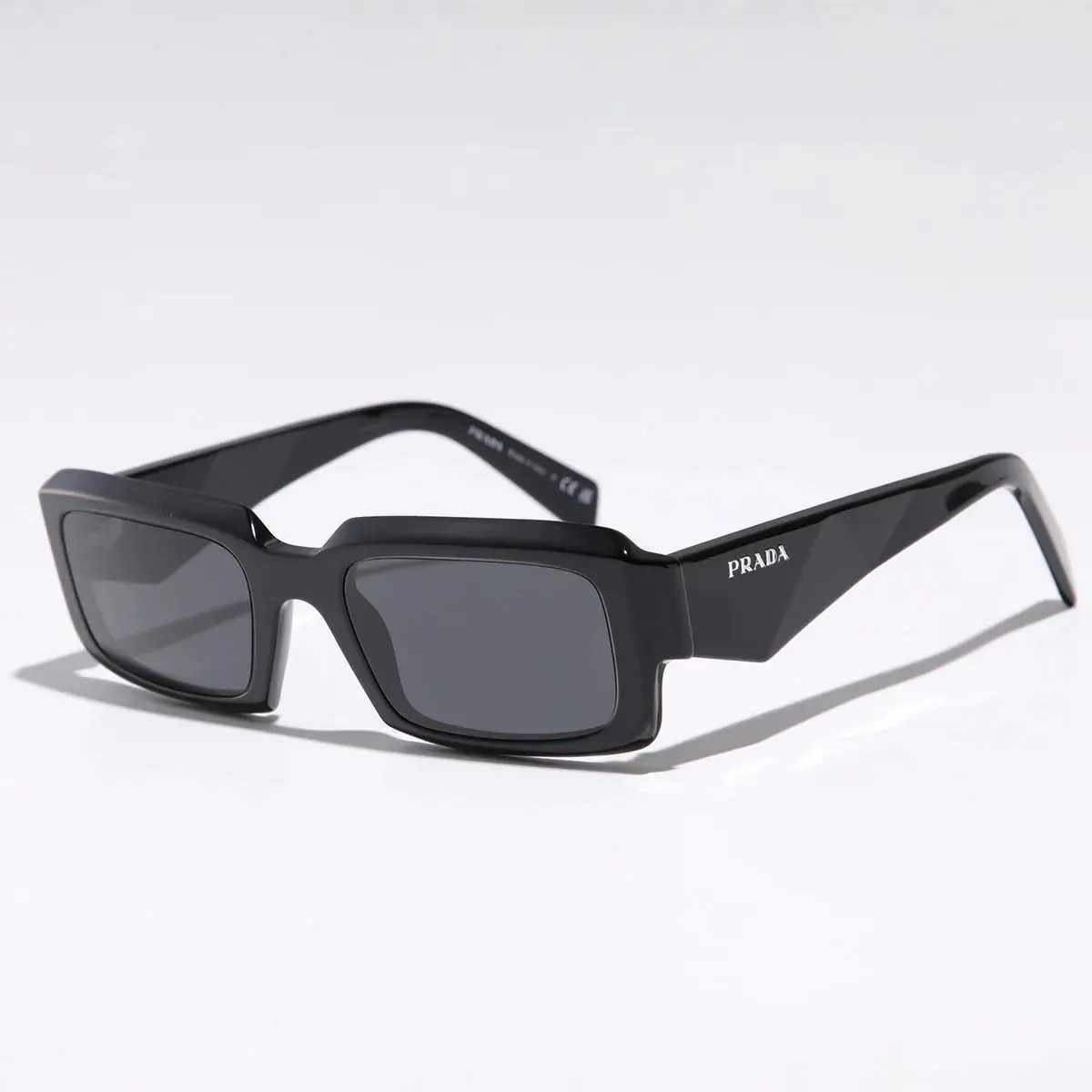 PRADA プラダ サングラス SPR 27Z メンズ スクエア型 セルフレーム フルリム ロゴ アイウェア 16K-08Z/BLACK