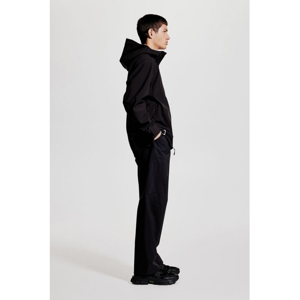 H&M 撥水コーティングソフトシェルジャケットレギュラーフィットブラック