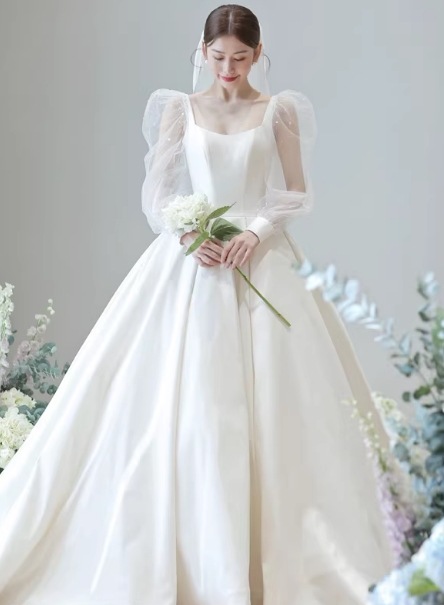 エレガント ウェディングドレス シースルー袖 プリンセスライン ロイヤルサテン 結婚式