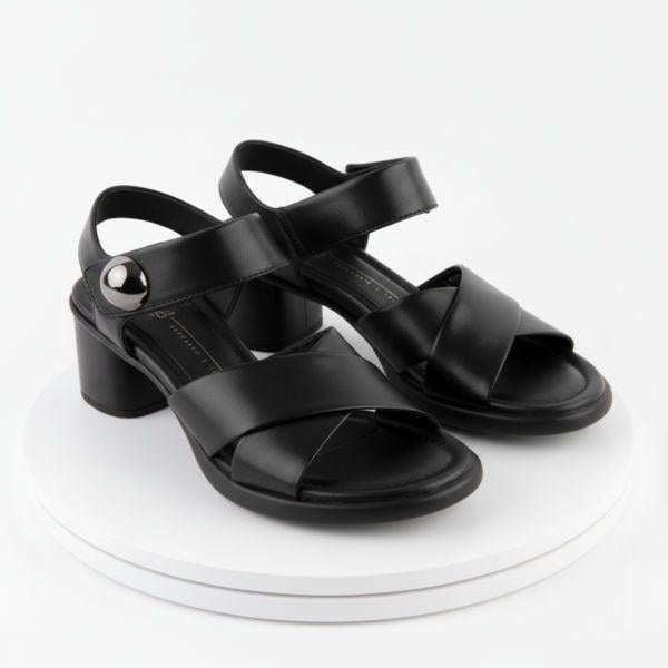 SCULPTED Sandal LX 55 222893-01001 女性用スカルプテッドサンダル 832379