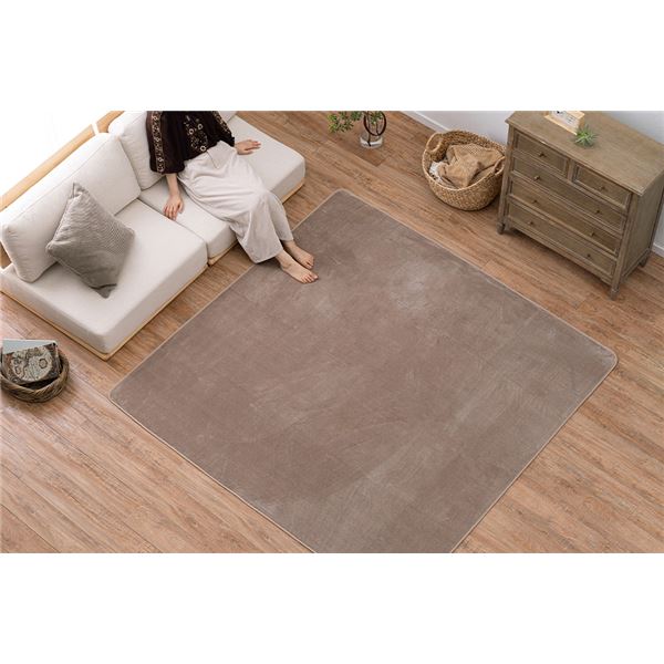 メレンゲタッチラグ ベージュ 約185x185cm