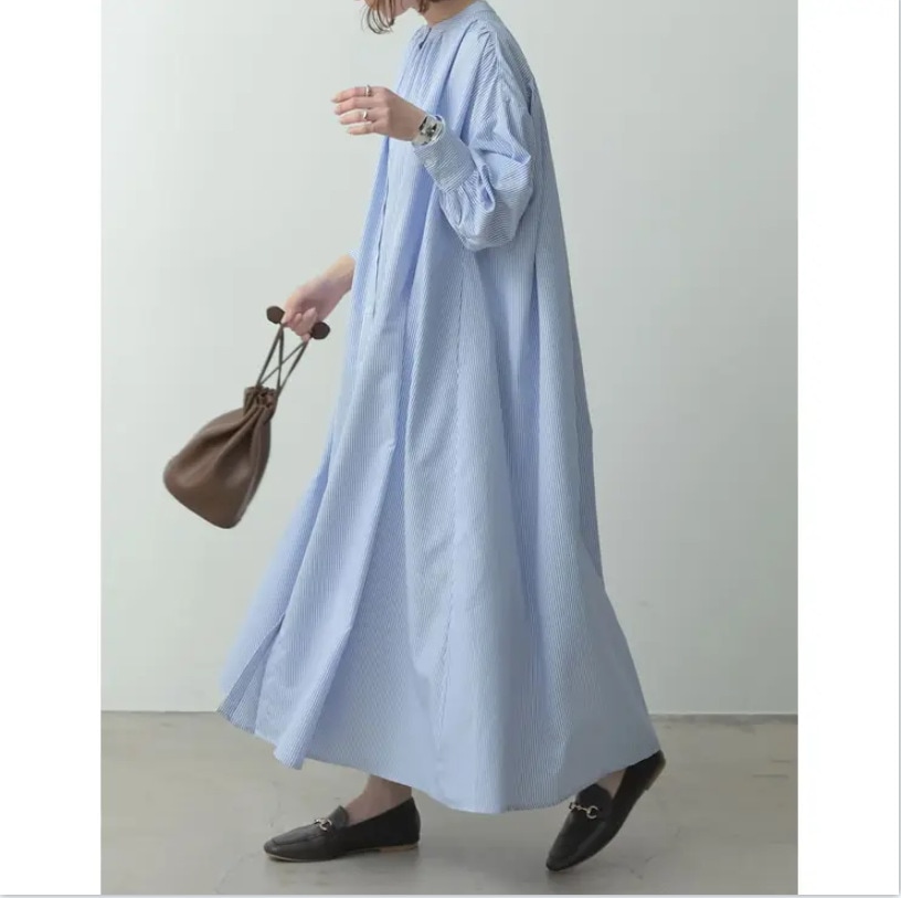 春夏の新作丸首シャツワンピース女性のゆったりとした細めの綿ストライプのスカート