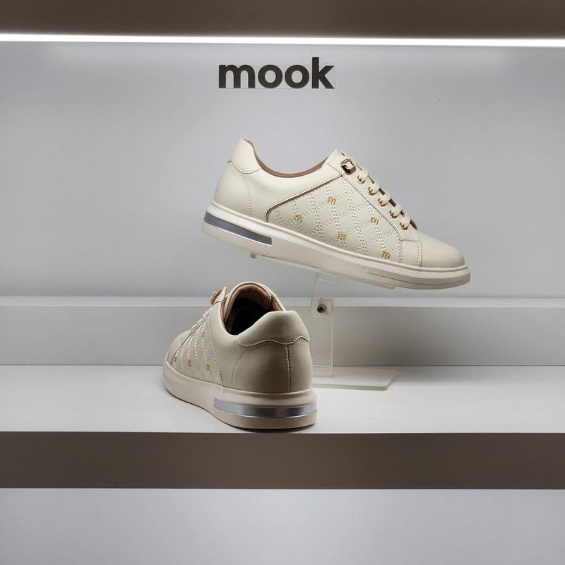 女性ロゴ刺繍スニーカー 422305 AQ HGHI2SD