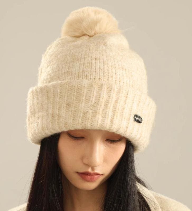 ニット帽 レディース 秋冬 ボンボン ビーニー 帽子 大きめ 厚手 ウール ファー 暖かい 防寒 防風 伸縮性 リブ編み 柔らかい 小顔効果 ワッチ 無地 おしゃれ