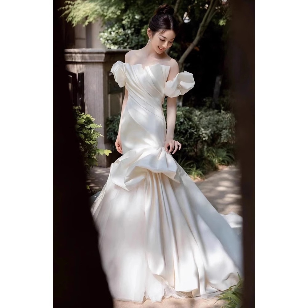 2025新作 結婚式ワンピース 演奏会 卒業式 発表会 ドレス ウェディングドレス 花嫁ロングドレス 成人式 ウエディングドレス 白 ウェディングドレス 白 ロング パーティードレス
