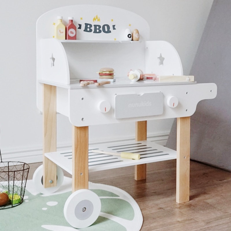 Nunukidsシミュレーションバーベキューストーブ木製のおもちゃをプレイハウスチルドンズキッチンバーベキューグリル串焼き
