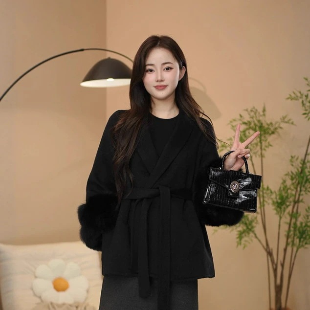 女性のためのスタイルのりコート両面ウールコート韓国風ショートファッションスタイル黒小さな香り
