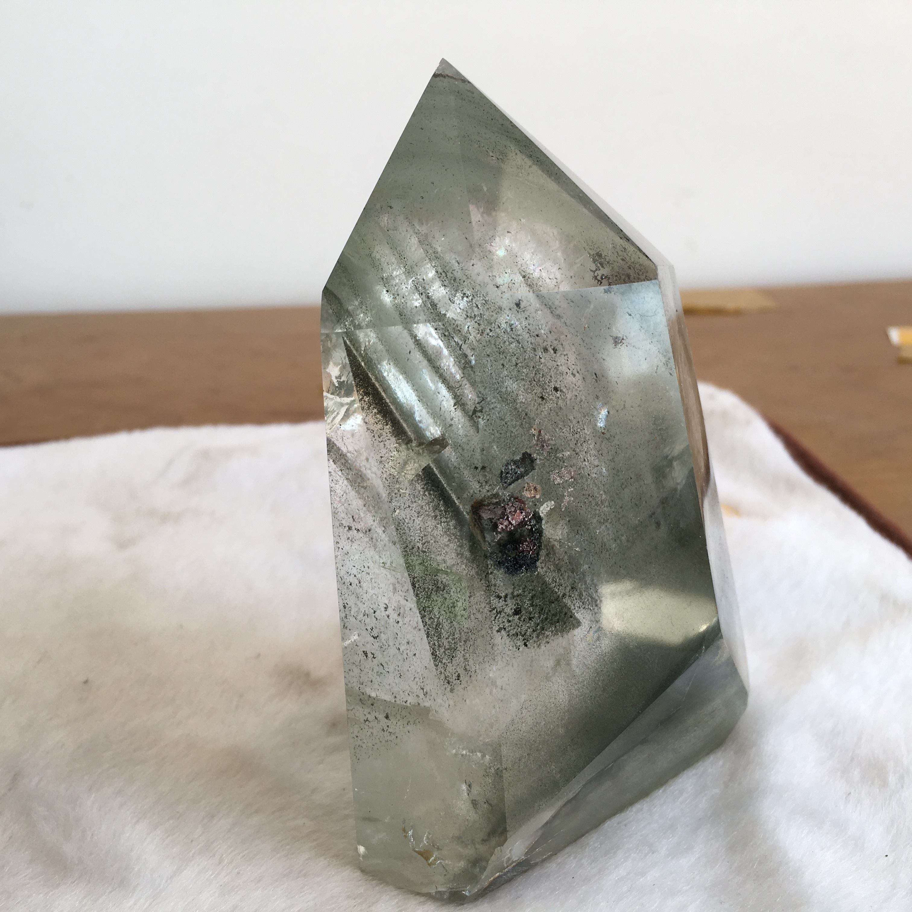 绿幽灵水晶，天然水晶 582g 32,500円