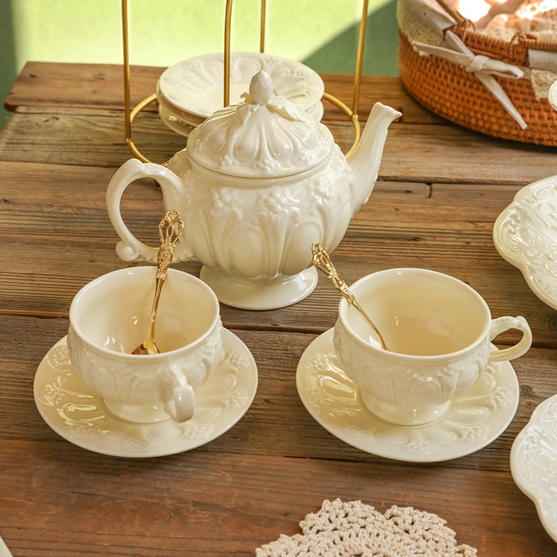 フランスのレトロヨーロッパのセラミックグラフィックゴールドコートカップソーサーブリティッシュアフタヌーンティーブラックティーカップカップティーポット