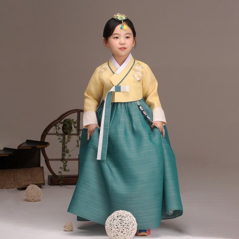 （TFv002）もっと美しい服の女の子のための361草原月の韓服セット/韓国発送