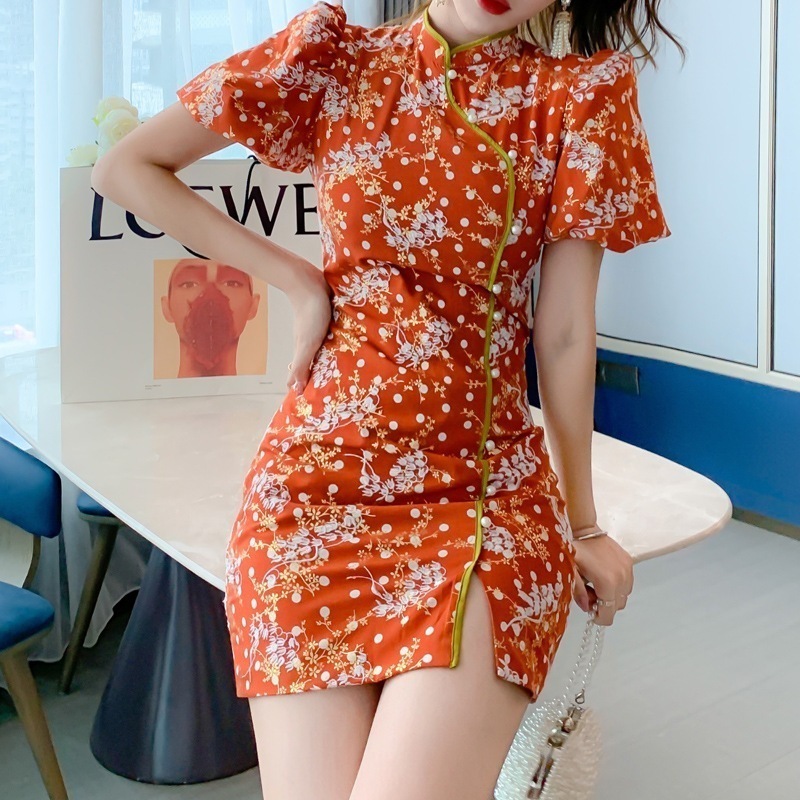 2025新しい女性の改良された中国風パフスリーブ刺繍スリットスリムガールチャイナドレス4107 母の日-0009940