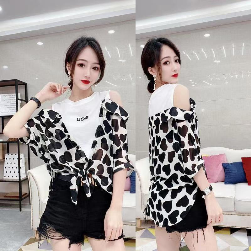 オフショル風 トップス シャツ 袖あり 半袖 ラウンドネック 切り替えデザイン ドッキング カジュアル おしゃれ お洒落 個性的 ハート柄 夏 10代 20代 レディース 女性用 お出かけ 休日