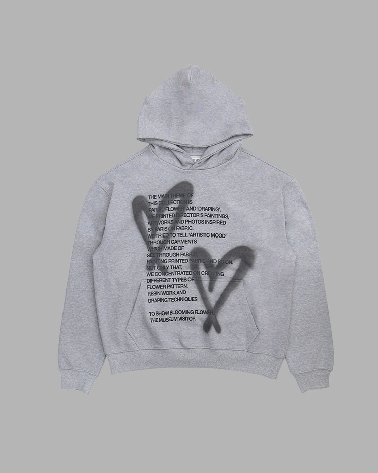 【THE MUSEUM VISITOR】 HEART SPRAY PRINTED HOODY : GREY