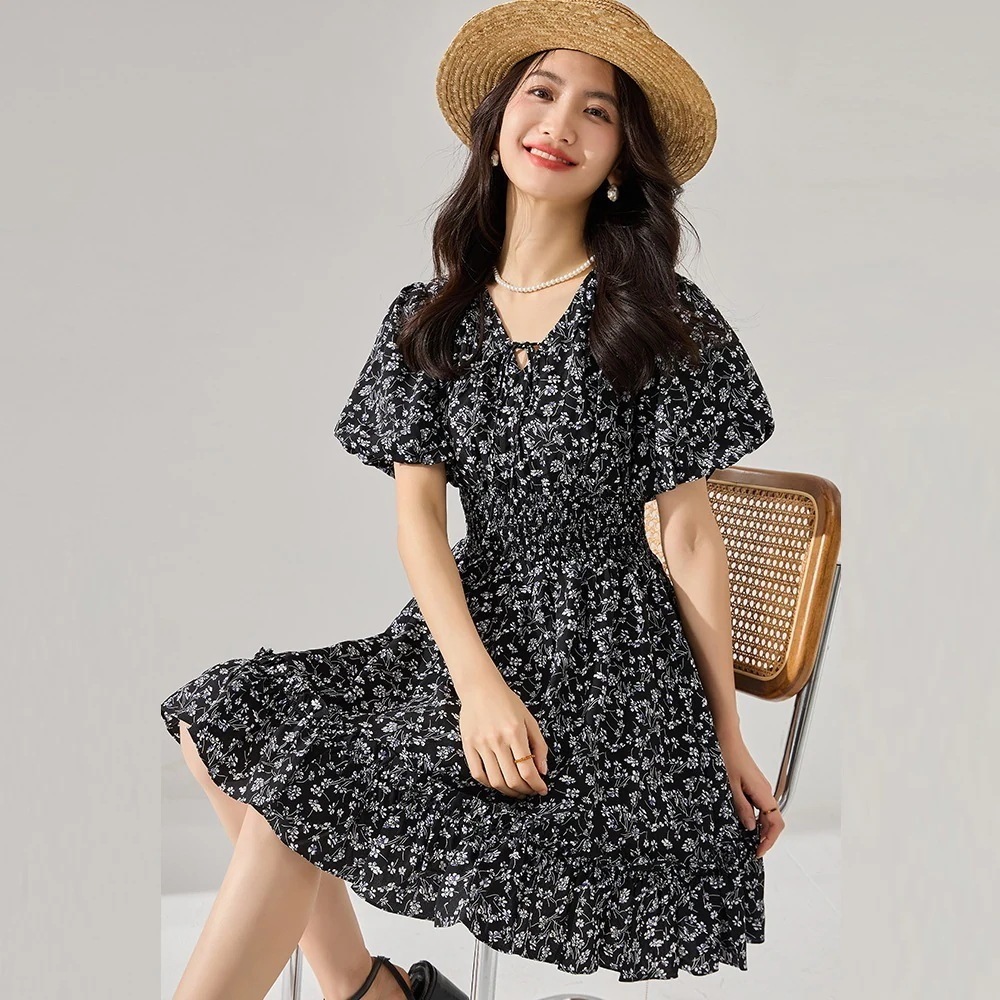 【急速発送】ロマンチックなフリルの小花黒のプリント短ワンピース秋の万能アイテム 4,667円