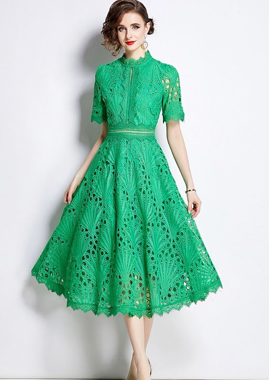 女性用高級レースドレス夏用かぎ針編み刺繍デザインニッチでシックな金色の気質ドレス