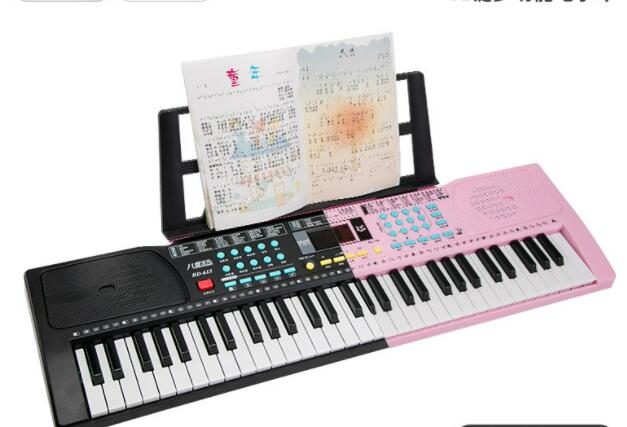 電子キーボード 61鍵盤 電子ピアノ 初心者向け　正確なリズム感を育ち　　点灯機能 5,977円