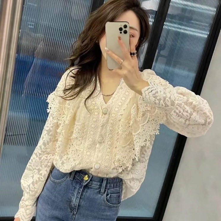 ネックレースブラウス トップス シャツ ブラウス ベスト 袖あり 長袖 Vネック レース フリル 前開き 透け感 かわいい 大人可愛い きれいめ シンプル カジュアル 大人 上品 おしゃれ お洒落