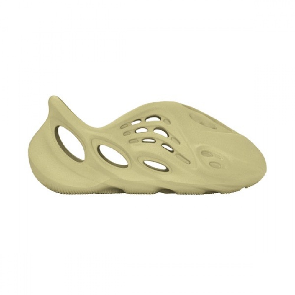 アディダスキッズ イージーフォームランナー HP5349