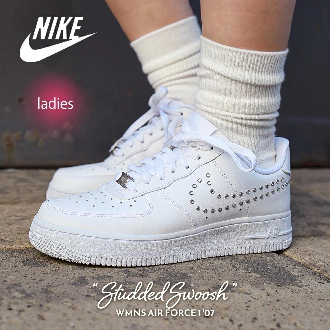 海外限定 NIKE WMNS AIR FORCE 1 07 