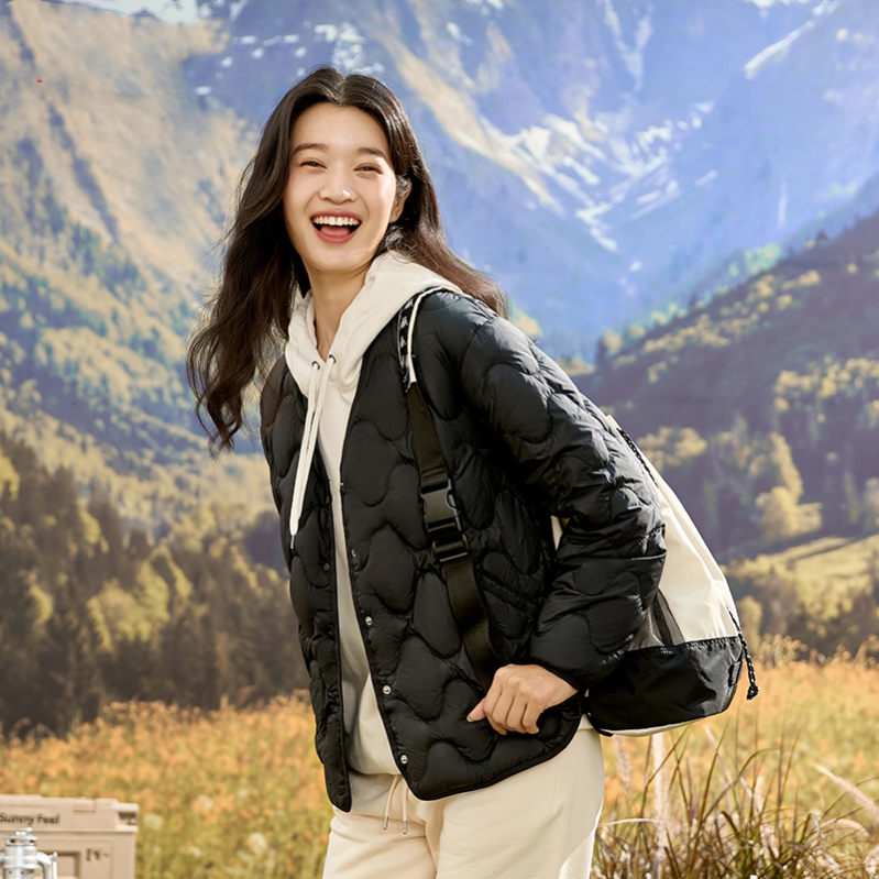 レディース ライトダウン コート ジャケット コート アウター キルティングジャケット ダウンコート 冬コート ノーカラー インナージャケット 秋冬 カジュアル ファッション 軽量 暖かい 防寒 秋冬