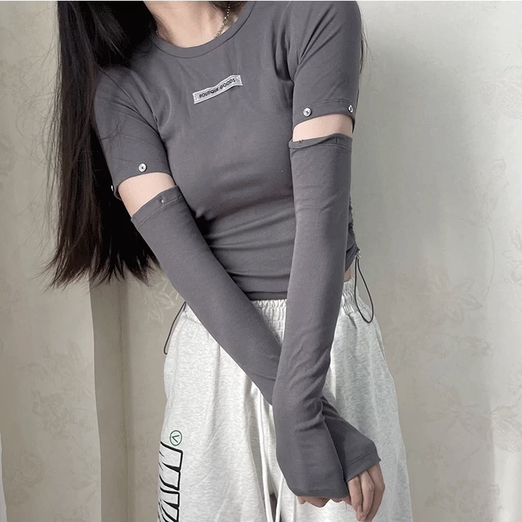 レディース トップス カットソー 長袖 Uネック ラウンドネック タイト スリム 細身 フェミニン ストリート ボタン かわいい 大人可愛い きれいめ カジュアル おしゃれ かっこいい こなれ感 ラフ
