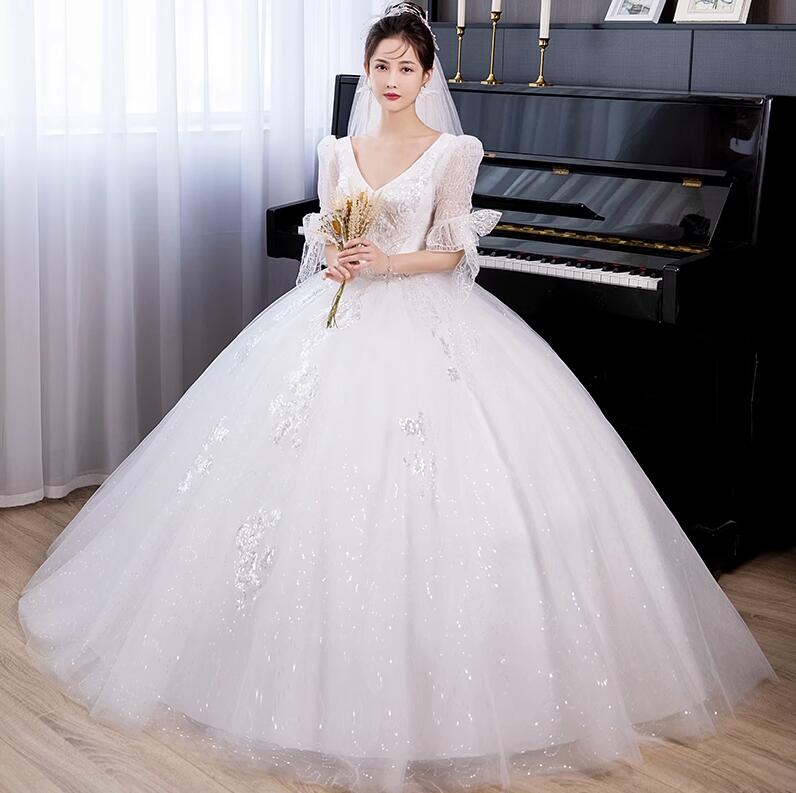 ウエディングドレス Vネック 五分袖 Aライン ウェディングドレス ロング マキシ丈 結婚式 披露宴 挙式 フォマール ドレス 白ドレス 袖に蝶リボン 可愛い 花柄 スパンコール きらきら ボリューム