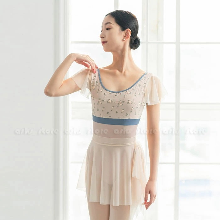 レディースダンス衣装 バレエ レオタード バレエレオタード 刺繍 花柄 半袖 スカート付き バレエ用品 大人用 バレリーナ 古典ダンス衣装 背中 体操服 練習着 花刺繍 新体操レオタード 飄逸 エレガ