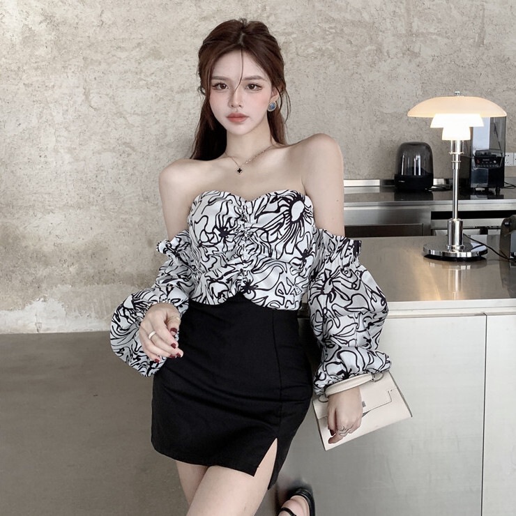 トップス レディース シャツ プルオーバー 長袖 パフスリーブ ボリューム袖 襟なし オフショル オフショルダー デコルテ デコルテ開き 薄手 かわいい 大人可愛い きれいめ シンプル カジュアル