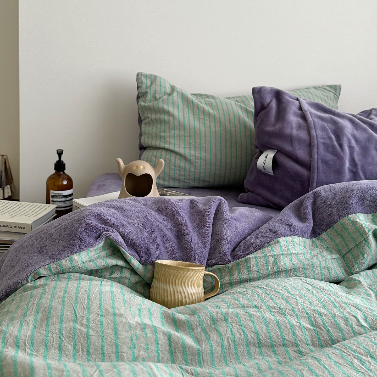 シンプルストライプ純綿掛け布団カバーミルクベルベットベッドシーツ4点セットボックスシーツ掛け布団カバーコーラルベルベット寝具