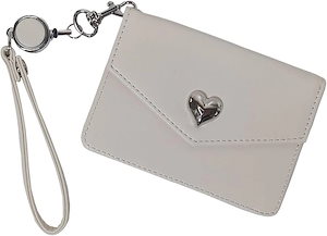 パスケース 可愛い レディース リール付き 定期入れ おしゃれ 伸びる ICカード 薄型 ストラップ 大人 通勤 通学(アイボリー)