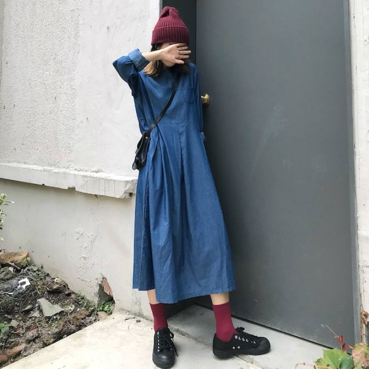 ワンピース フレアワンピース デニムワンピース ミモレ ミモレ丈 ロング ロング丈 袖あり 長袖 クルーネック フレア ワイド Aライン ハイウエスト タック かわいい 大人可愛い きれいめ