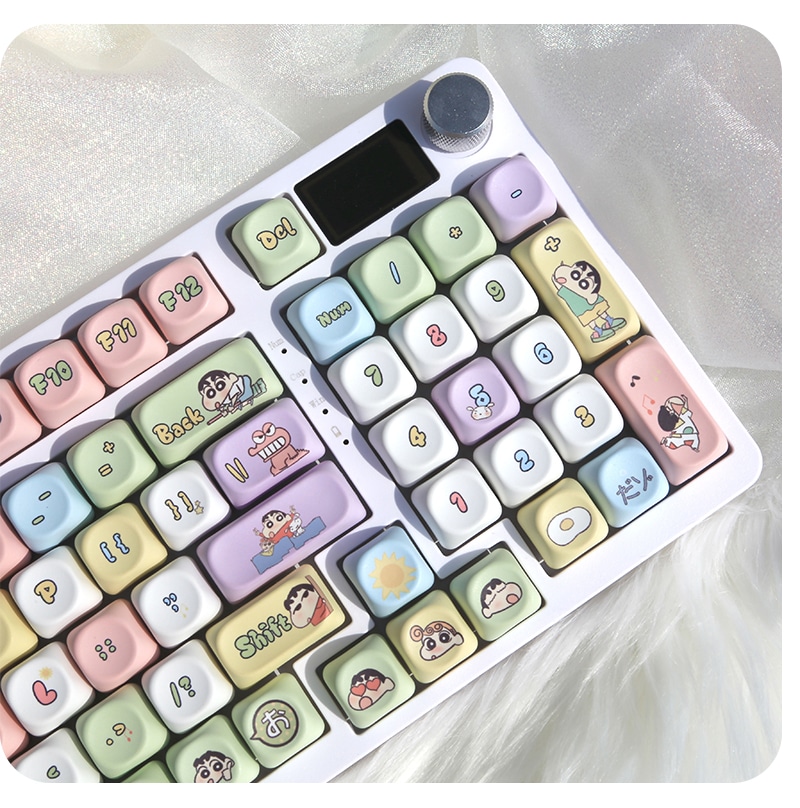 【激安本日限定】ゲーミングキーボードクレヨンしんちゃんキーボードキーキャップMoa高さPbt昇華メカニカルキーボードかわいい女の子ギフト付き