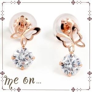 me on... K10ピンクゴールド 蝶々 キュービックジルコニア ピアス 発送目安２-３週間