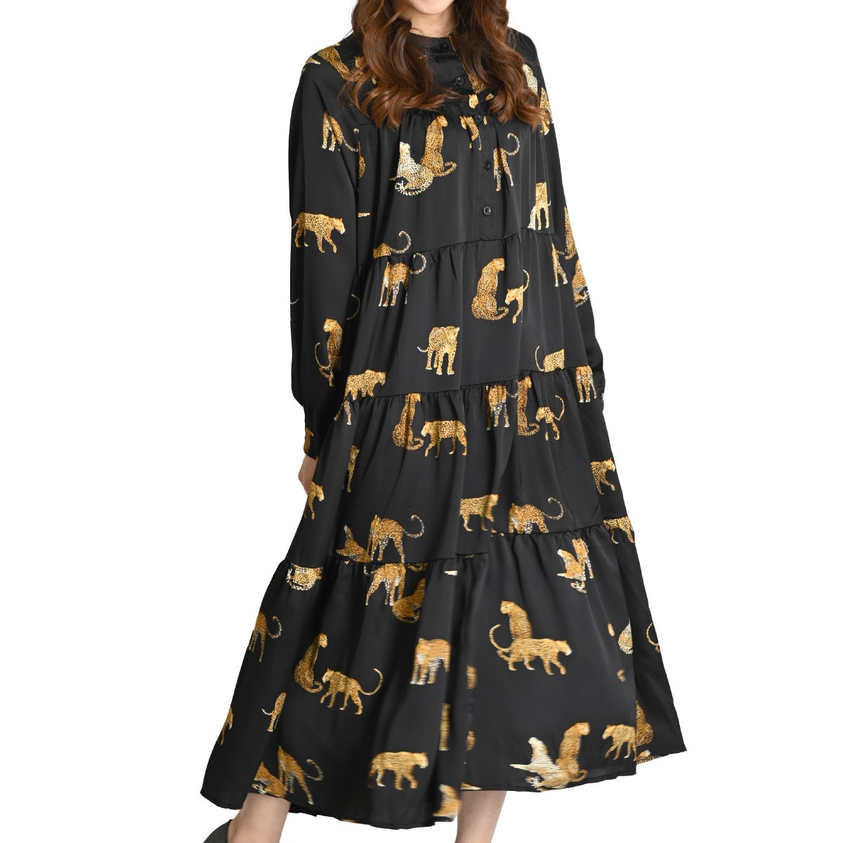 ワンピース 春 秋 レディース 長袖 ヒョウ柄 アニマル 動物 豹 ヒョウ プリント 柄 総柄 ロングワンピース 長袖ワンピース ティアードワンピース マキシワンピース 個性的 ロング マキシ フレア