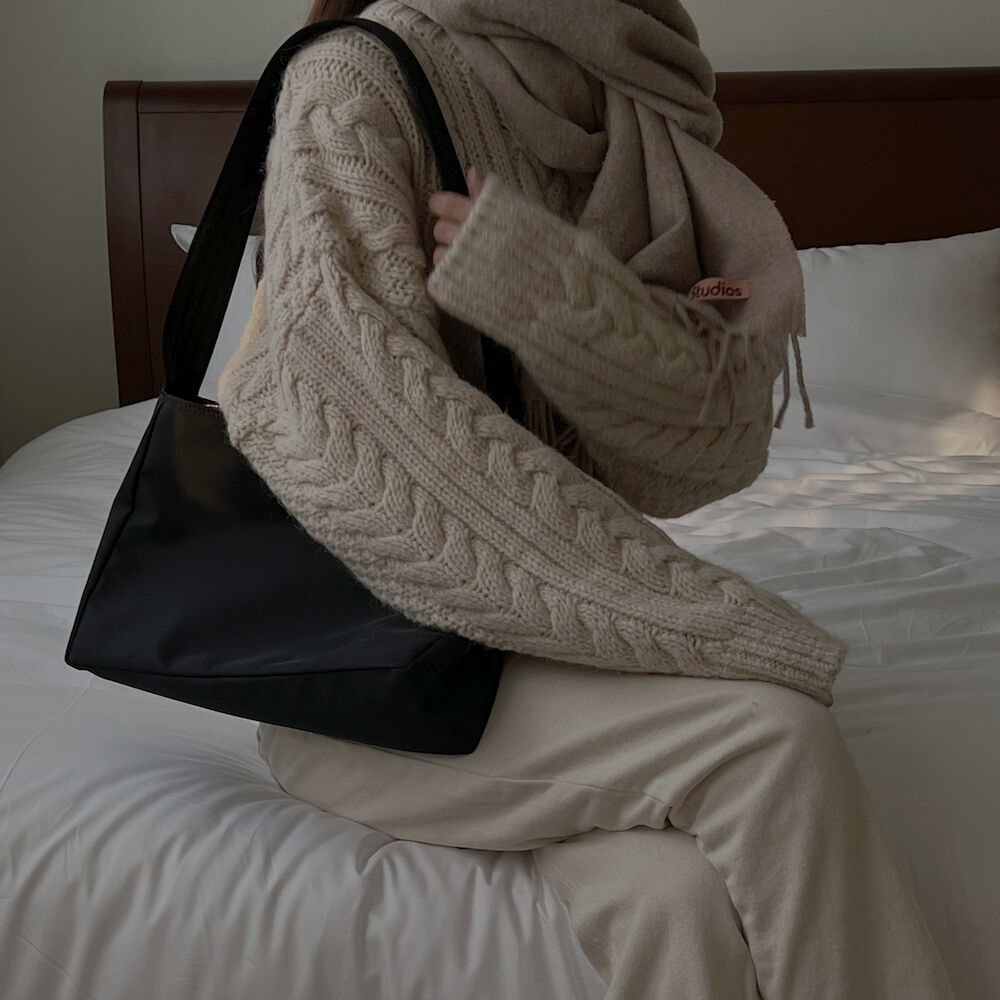 [mucu and ebony] [韓国デザイナーバッグ] Comfy_Black