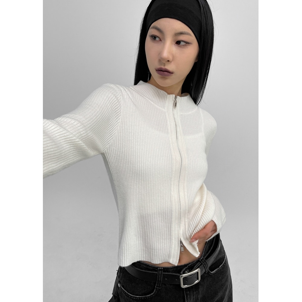 BLACK UP [MADE] シャープスリムニットジップアップ