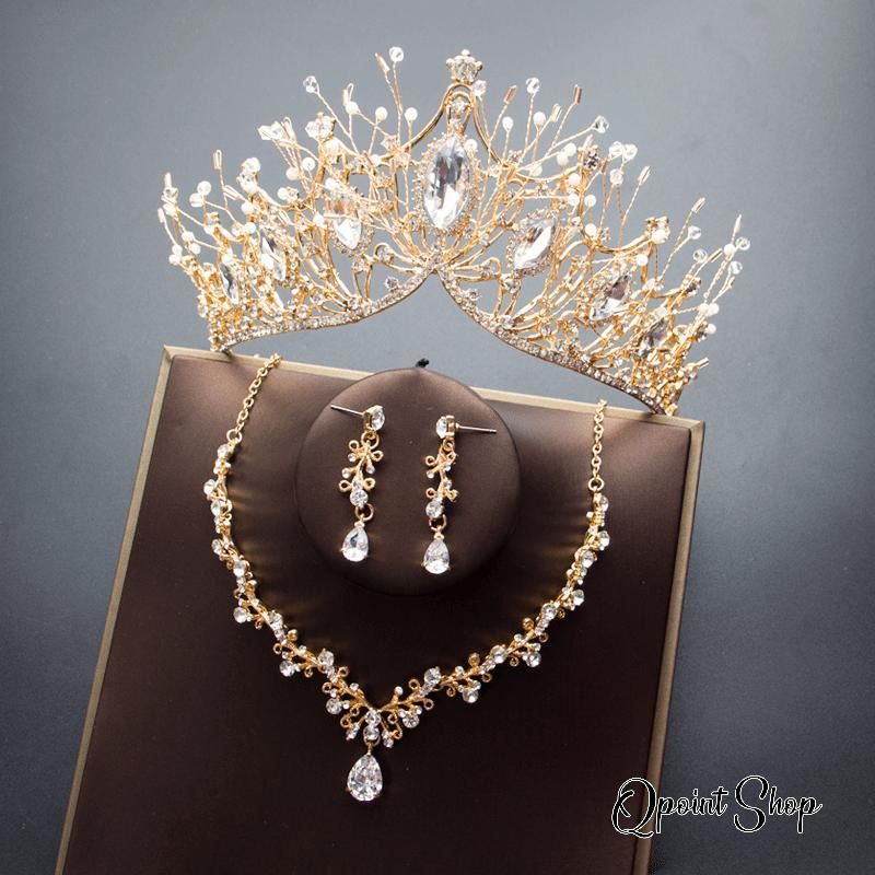 ウェディングヘッドドレスティアラクラウンブライダル髪飾り花嫁結婚式ヘアアクセサリーパーティー二次会