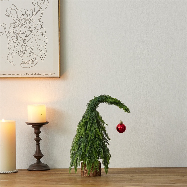早い者勝ち クリスマス ユニークな形のツリー 置物 3サイズ(30/45/60cm) 北欧テイスト デスク用 5,004円