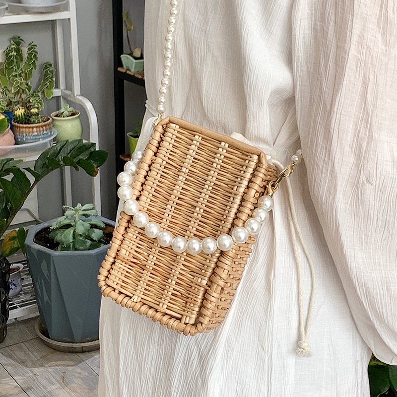 バッグ バック カバン かばん 鞄 レディースバッグ レディースバック ショルダーバッグ ショルダーバック 斜めがけバッグ 斜め掛けバッグ 肩がけバック 肩掛けバック ミニバッグ 小バッグ