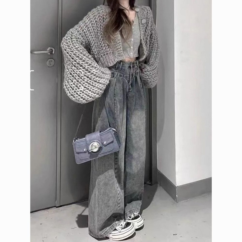 秋と冬の女性のためのレトロなダメージ加工の怠惰なスタイルのジーンズにベルベットと厚みのあるハイウエストのルーズワイドレッグスリムストレートフロアモップパンツ