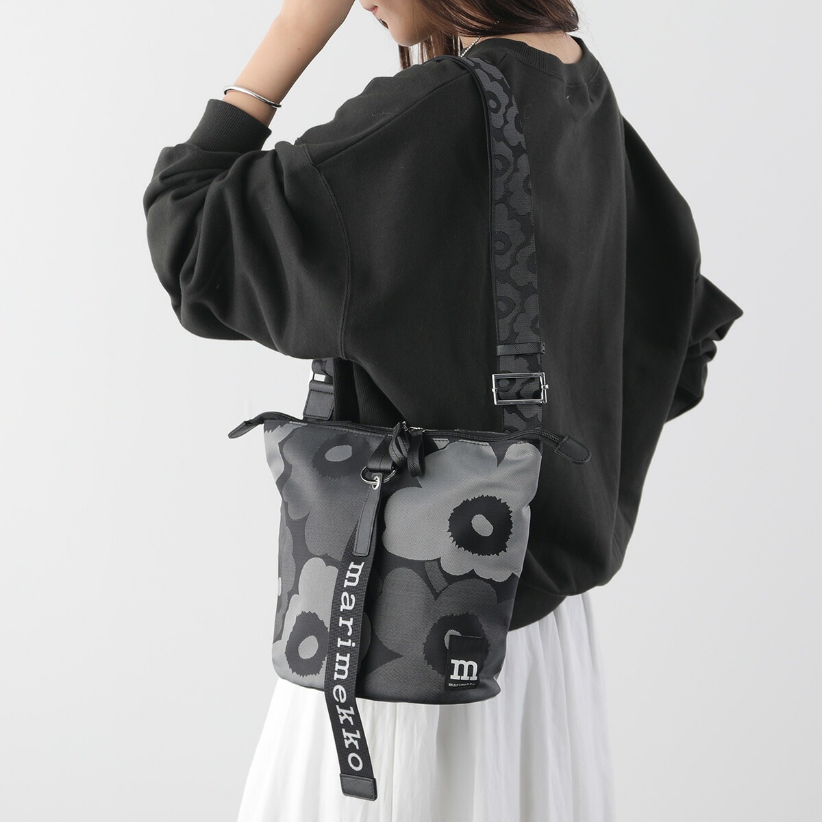 marimekko マリメッコ ショルダーバッグ Carry All Unikko キャリー オール ウニッコ 094634 レディース ハンドバッグ 鞄 990