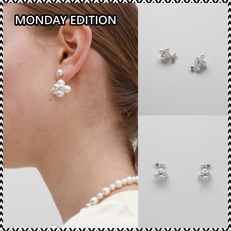 MONDAY EDITION PEARL BLOOM EARRINGS