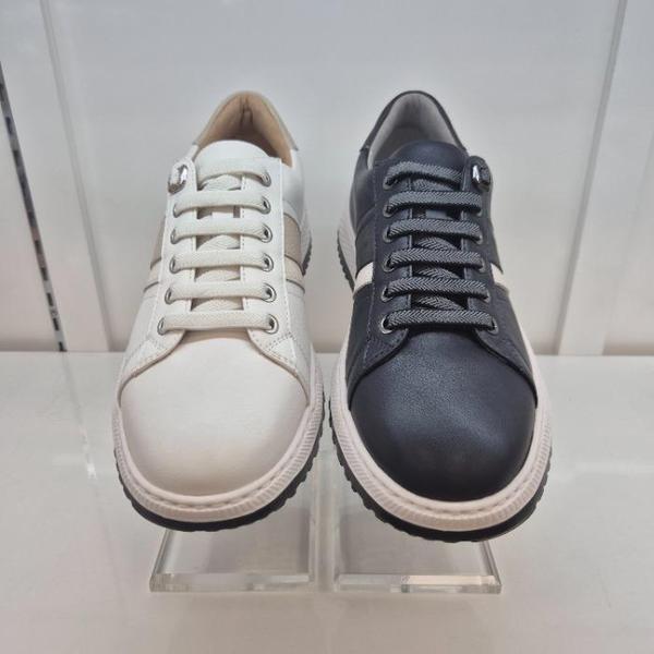 HC11 牛革メンズ E7N8U41M3V (44664609)