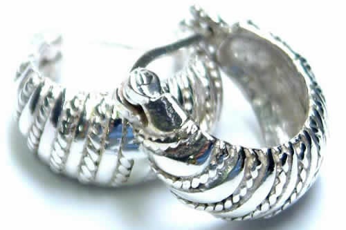 ワイドワイヤースナップピアス 1ペア販売 両耳 重厚感 甲丸 ロープ模様 リングピアス シルバー925 本物の銀 ワンタッチ 装着簡単 ヒンジ付 男性 女性 プレゼント pc-00-00002xx