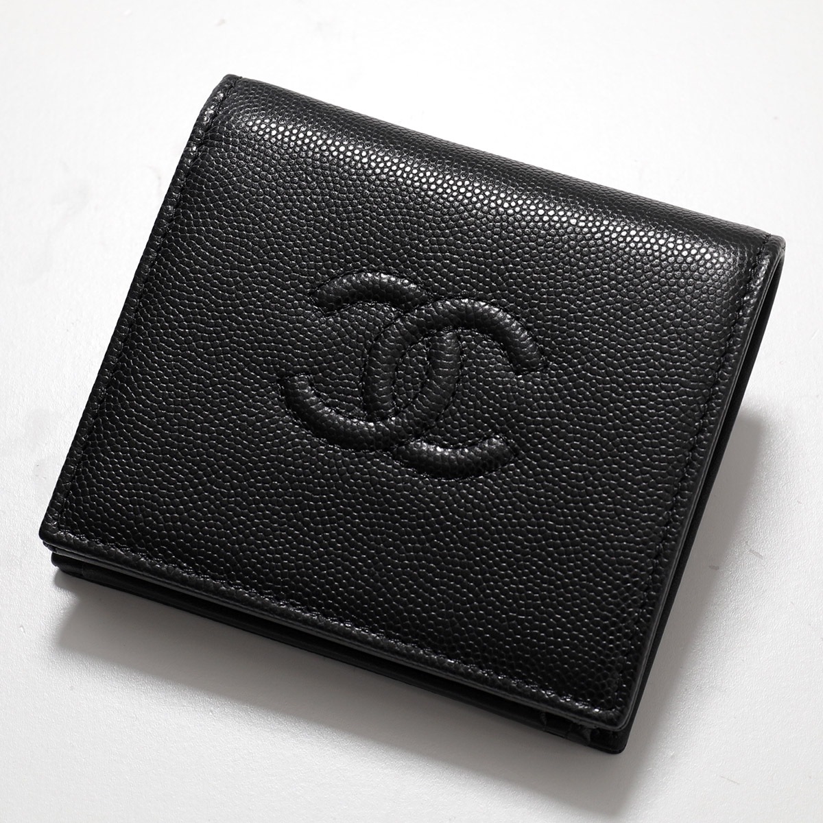 CHANEL シャネル 二つ折り財布 AP4656 B20633 レディース メンズ ココマーク CCマーク ミニ財布 レザー 小銭入れあり 94305