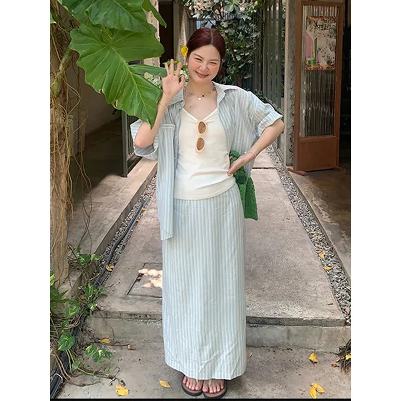 韓国風バケーションスタイルプラスサイズレディース夏新作ストライプトップスとハイウエストスリミングスカートのツーピースセット