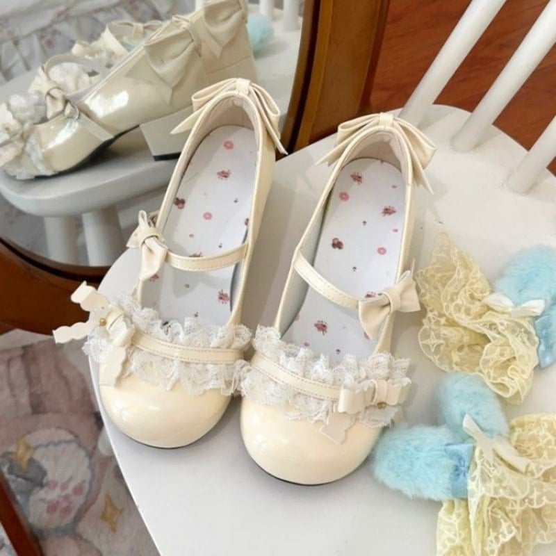 【超お得1つ買うと10個もらえる】メガ割ロリータシューズ パンプス 春のメリージェーンシューズ新しいレース弓ラウンドヘッド浅い口ローヒールシングルシューズ